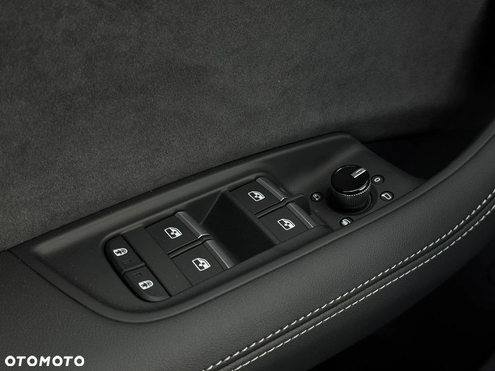 Audi Q8 - 14