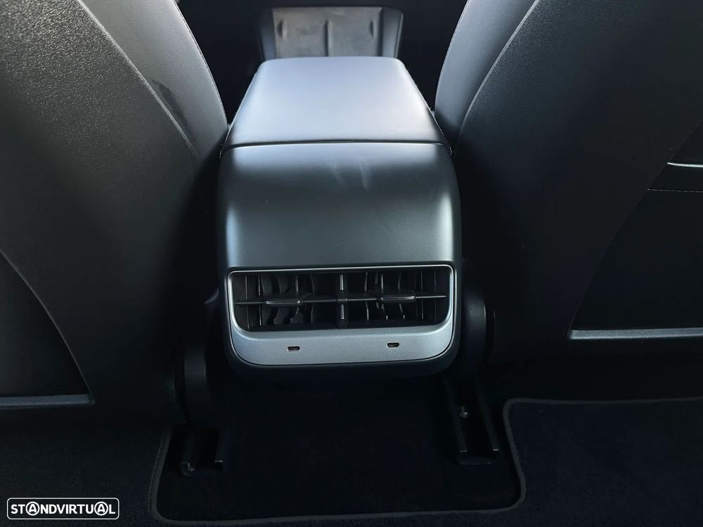 Tesla Model 3 Standard Range Plus RWD - 44