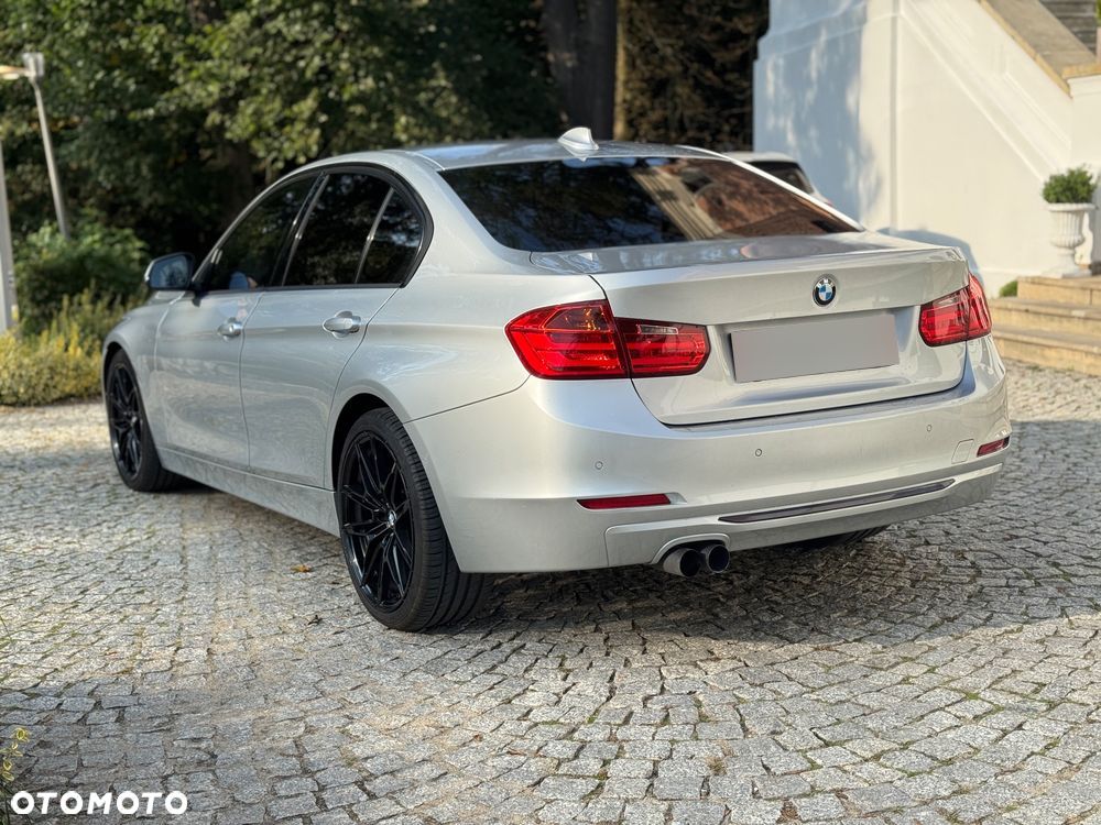 BMW Seria 3 320d - 7