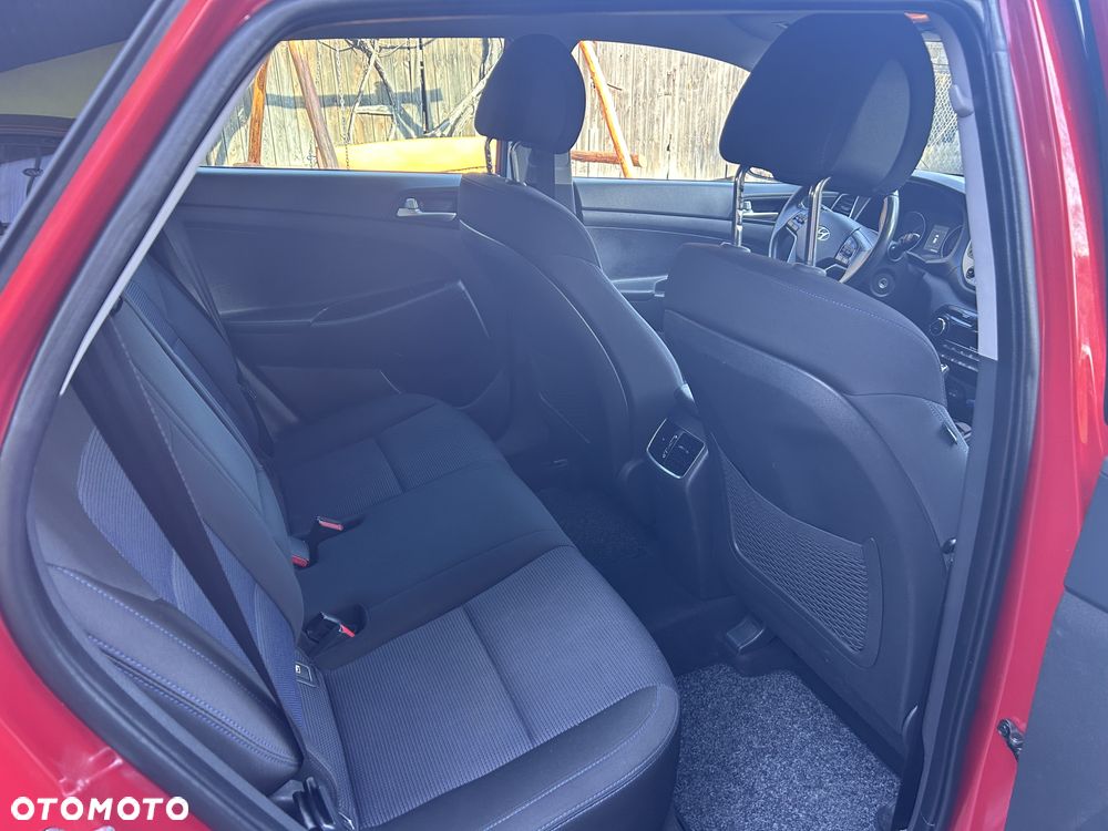 Hyundai Tucson 1.6 GDI BlueDrive Comfort 2WD - 11