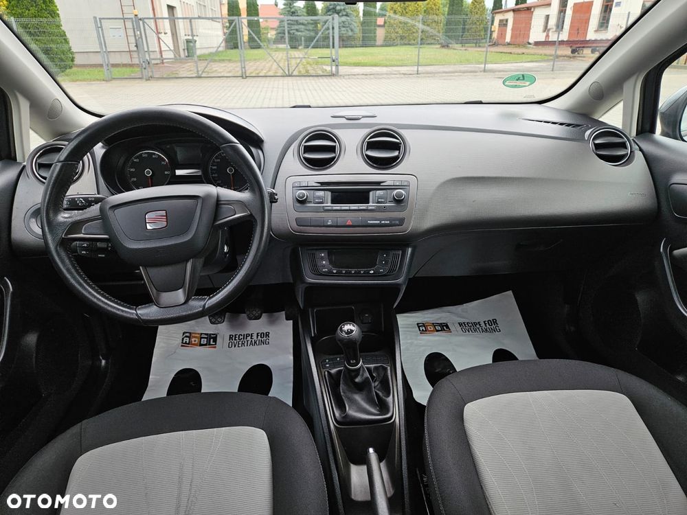 Seat Ibiza 1.4 16V Style Salsa - 16