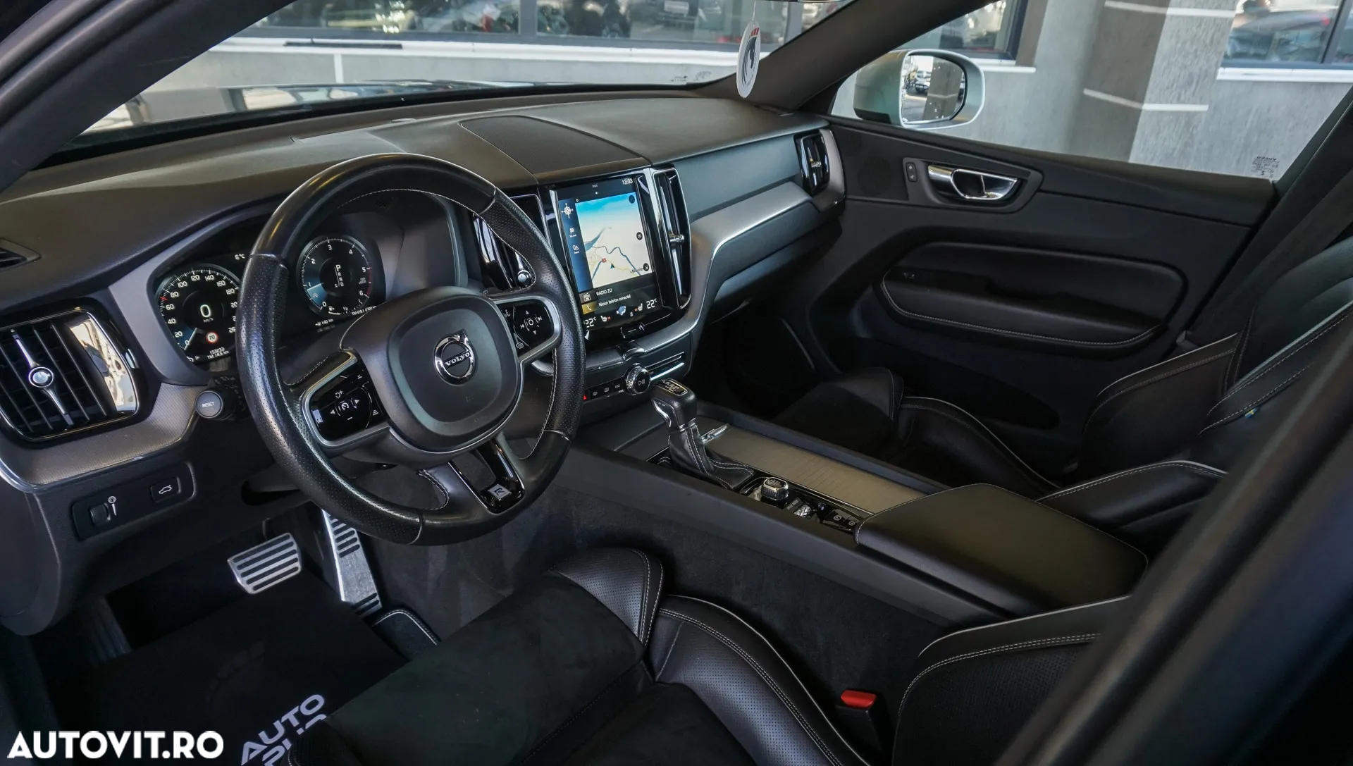 Volvo XC 60 D5 AWD Geartronic RDesign - 20