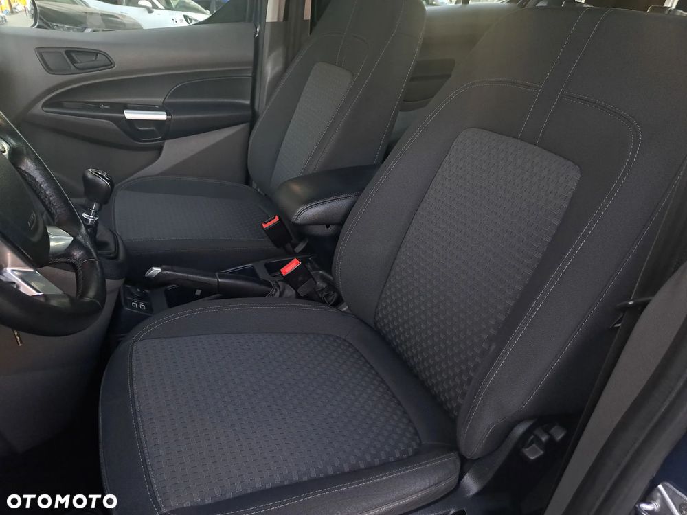 Ford Transit Connect - 10