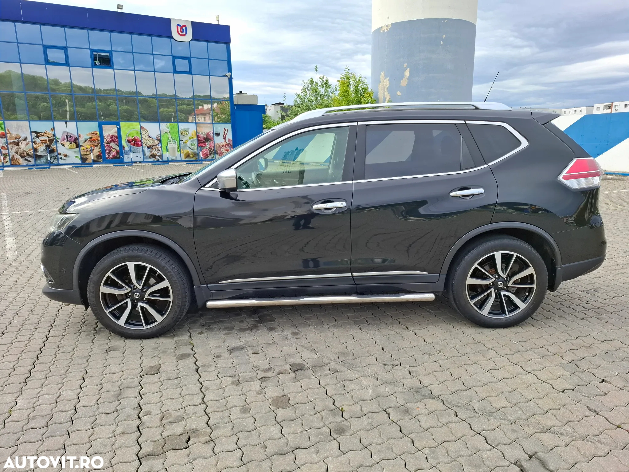 Nissan X-Trail - 4