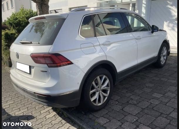 Volkswagen T-Roc 1.5 TSI ACT OPF 4MOTION DSG Sport - 4