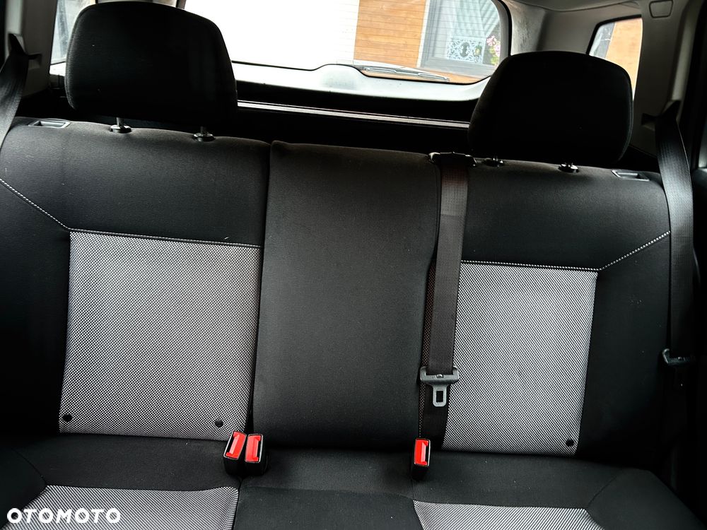 Opel Astra III 1.6 Cosmo - 10