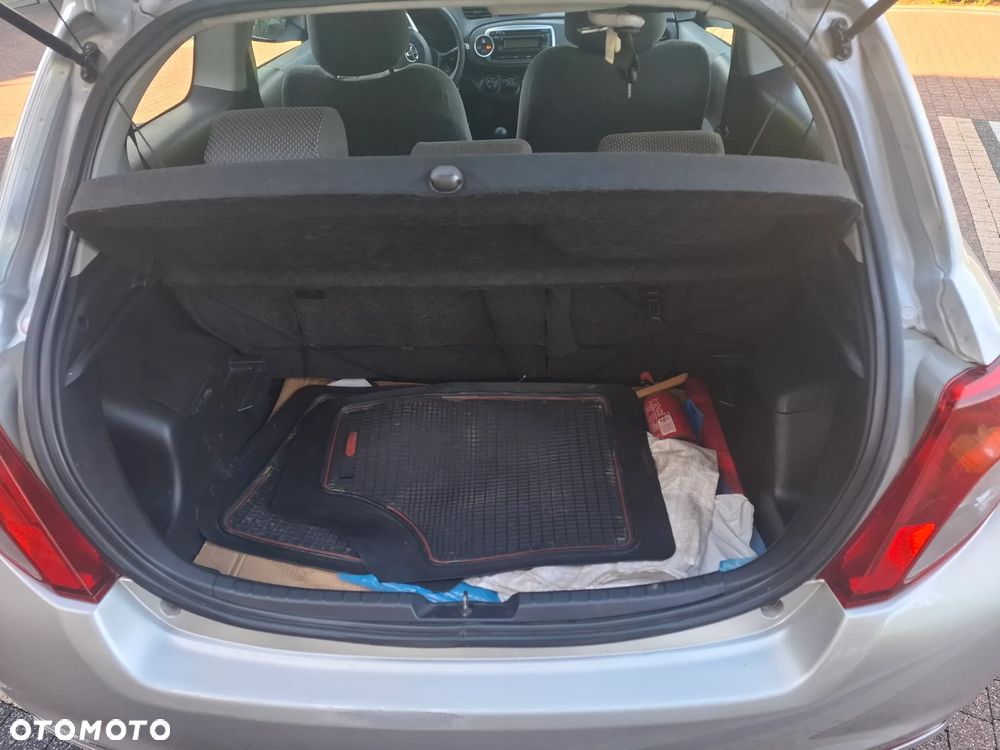 Toyota Yaris 1.0 Terra A/C - 10
