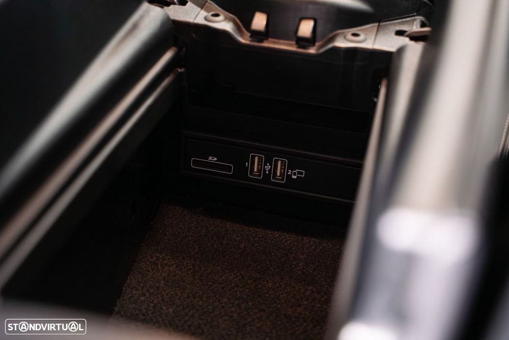 Mercedes-Benz E 220 d 9G-TRONIC Avantgarde - 42