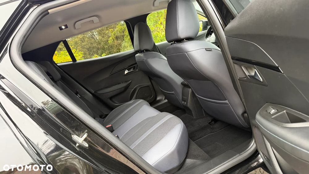 Peugeot 2008 1.2 PureTech Allure Pack S&S - 21