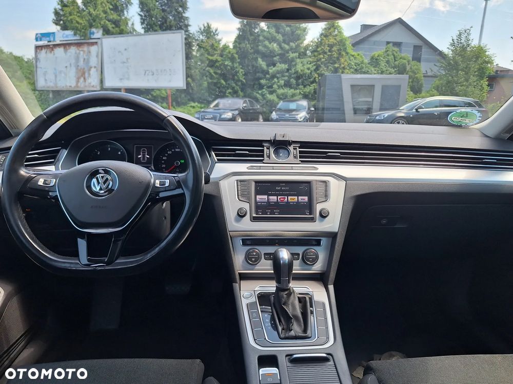 Volkswagen Passat 2.0 TDI BMT Comfortline DSG - 27