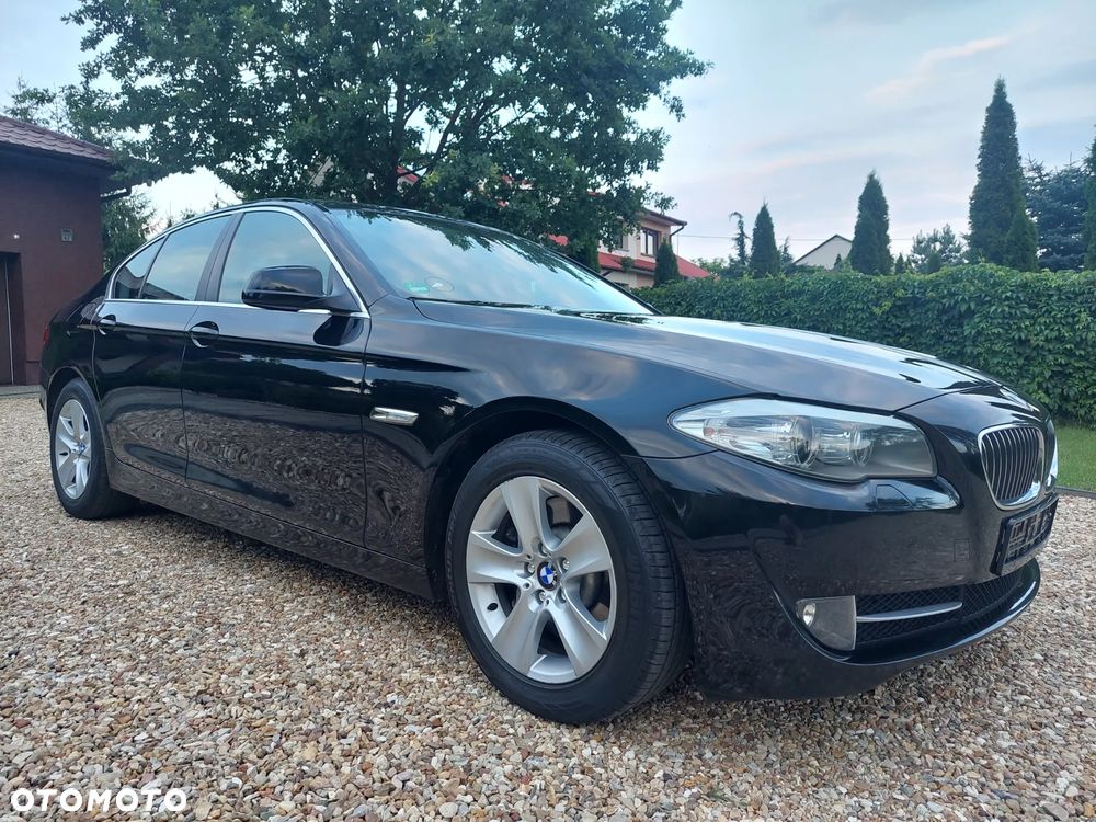 BMW Seria 5 528i - 7