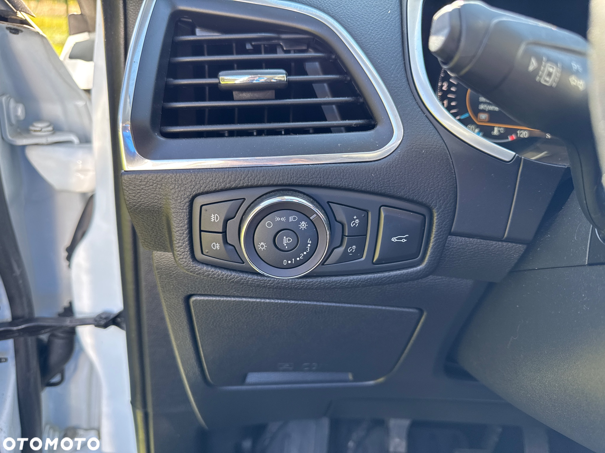 Ford S-Max 1.5 Eco Boost Start-Stopp Titanium - 13