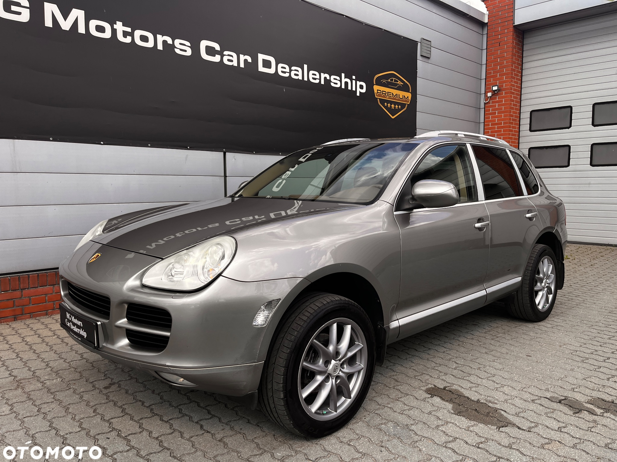 Porsche Cayenne Standard - 5