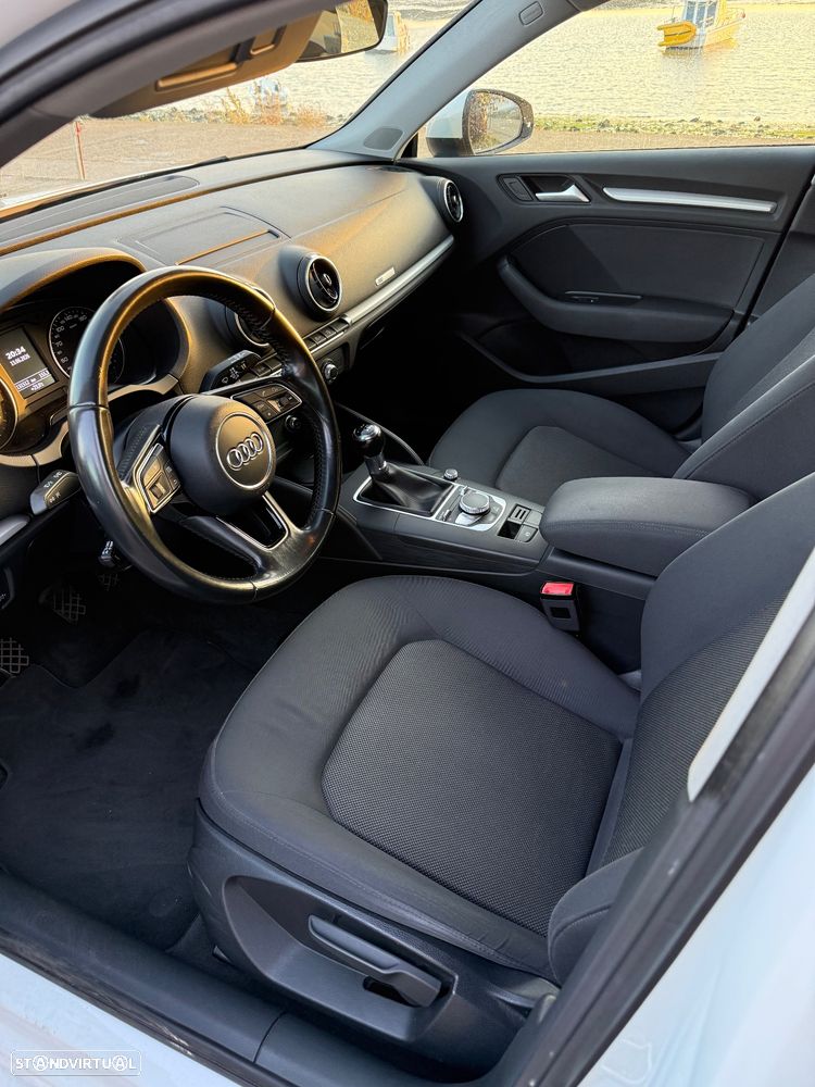 Audi A3 Sportback 1.6 TDI - 6