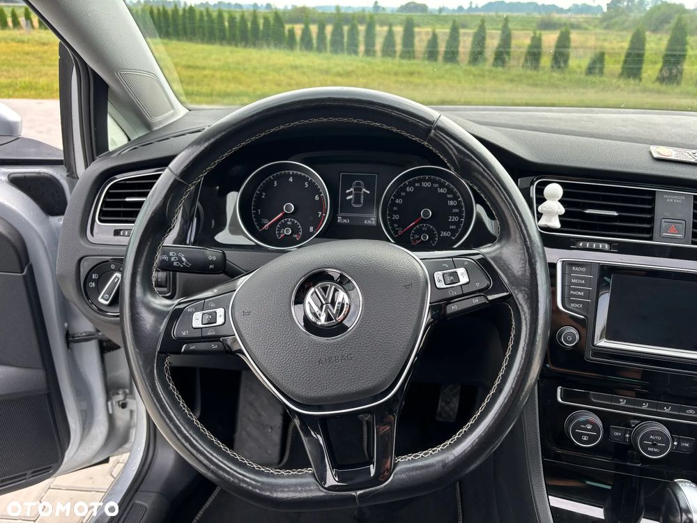 Volkswagen Golf 1.2 TSI BlueMotion Technology DSG Cup - 12
