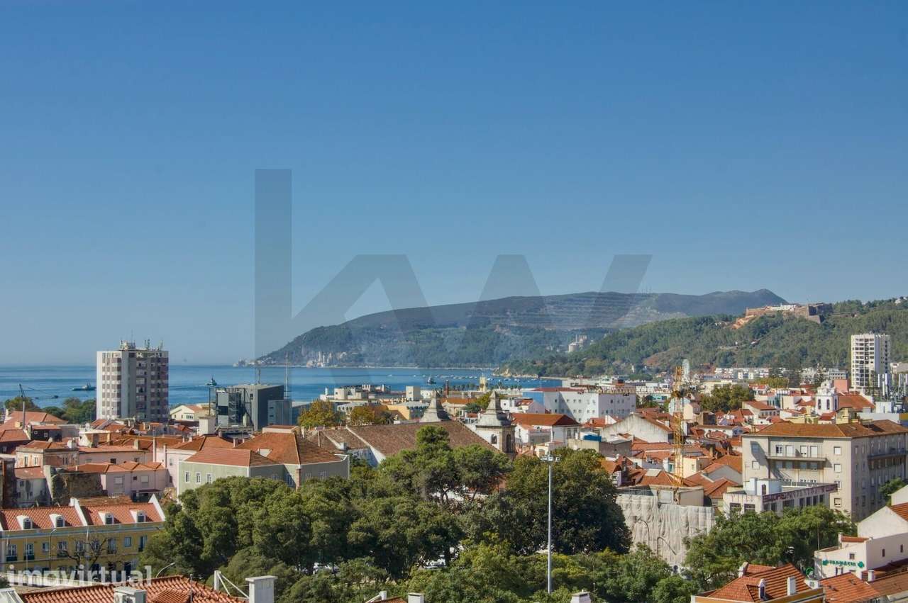Apartamento T2 com excelente localização e vistas fantásticas sobre a - Grande imagem: 2/38