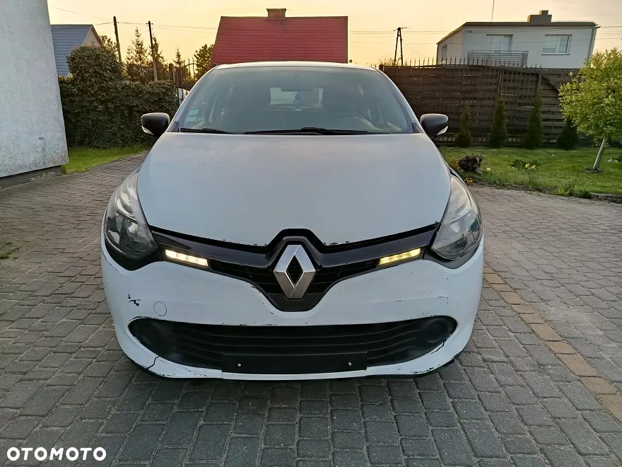 Renault Clio - 5