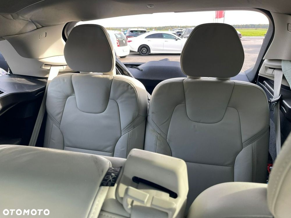 Volvo XC 90 B5 D AWD Ultimate Bright 7os - 14