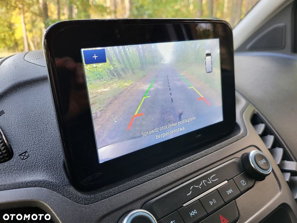 Ford Tourneo Connect 1.5 TDCi Titanium - 11