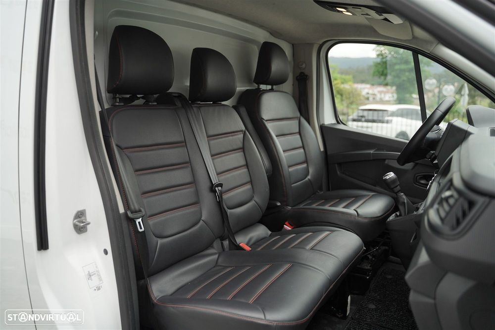 Renault Trafic 2.0 Blue dCi L2H1 IP - 27