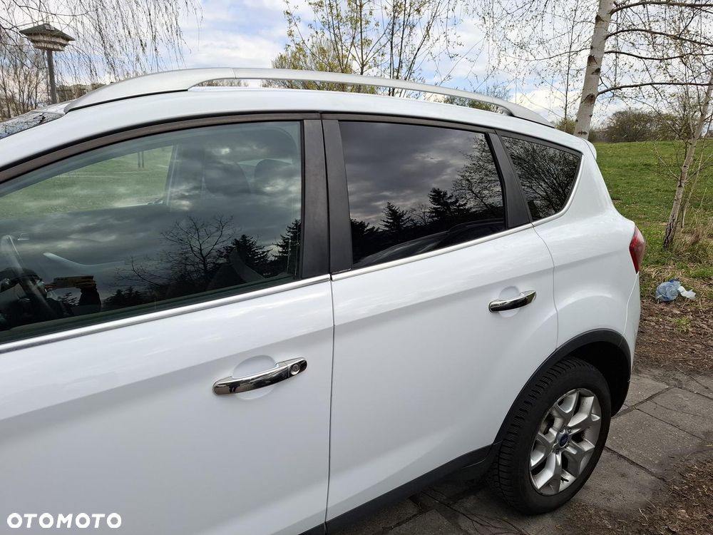 Ford Kuga 2.0 TDCi 2x4 Trend - 23