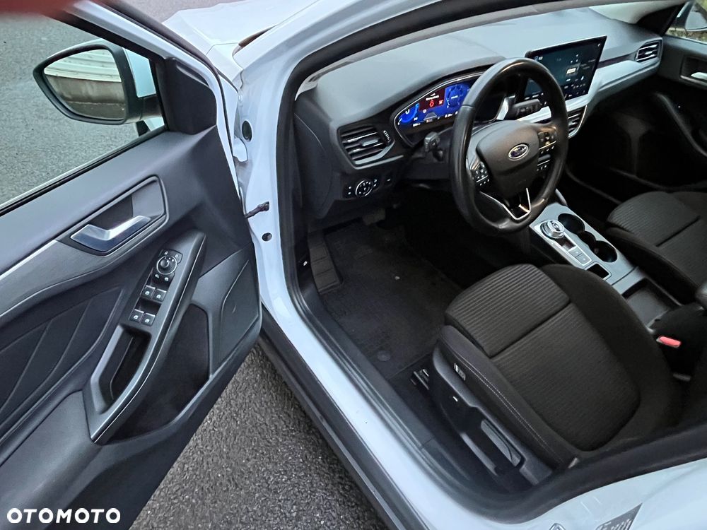 Ford Focus 1.5 EcoBlue Start-Stopp-System TITANIUM X - 15