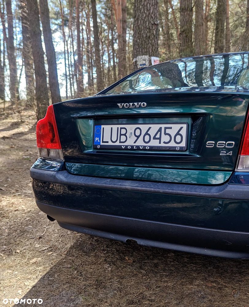 Volvo S60 2.4 - 9