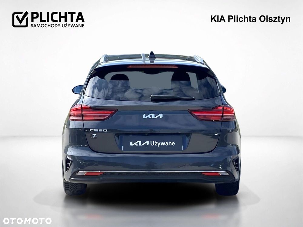 Kia Ceed - 4