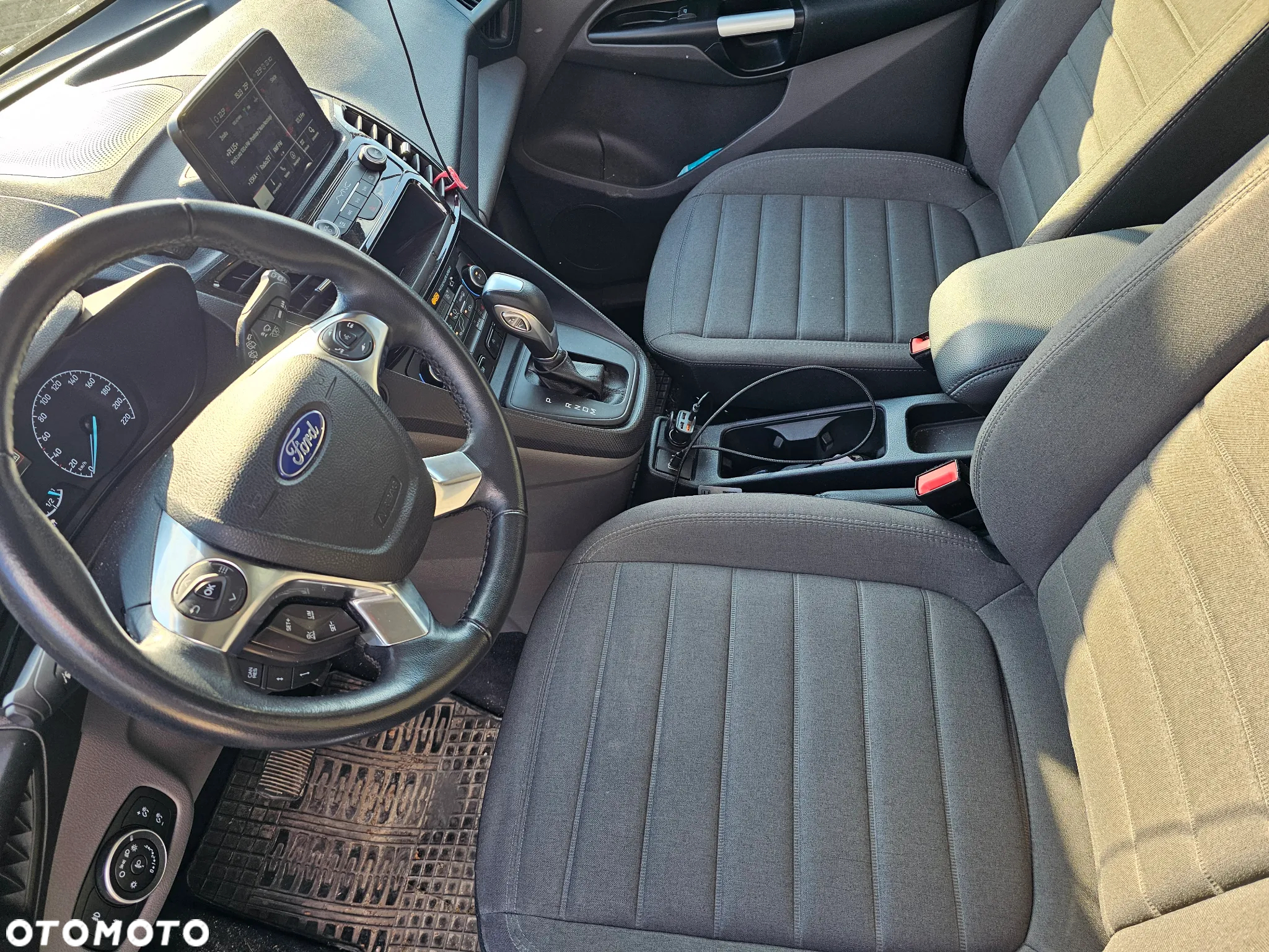 Ford Tourneo Connect Gr 1.5 EcoBlue Titanium PowerShift - 6
