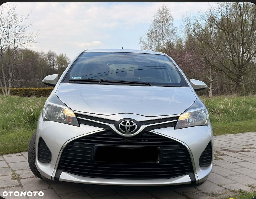 Toyota Yaris 1.0 Premium - 1