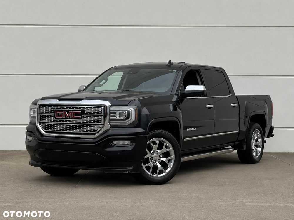 GMC Sierra - 2