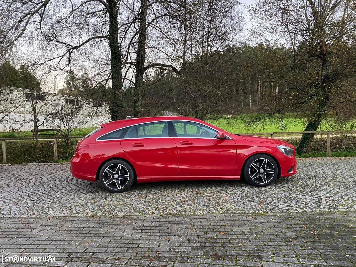 Mercedes-Benz CLA 200 d Shooting Brake Urban - 9