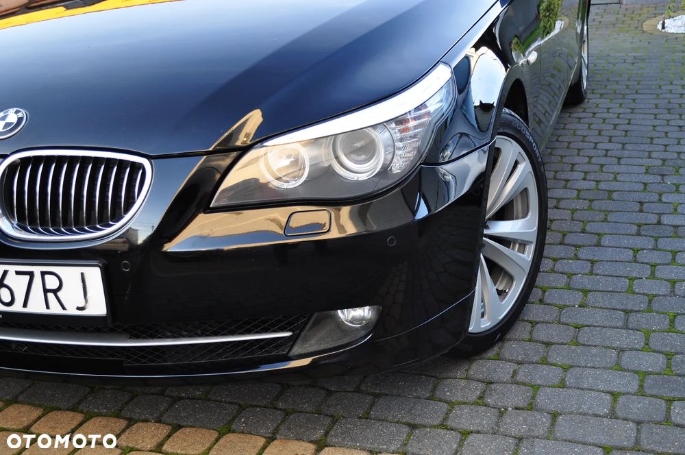 BMW Seria 5 525i Edition Exclusive - 1