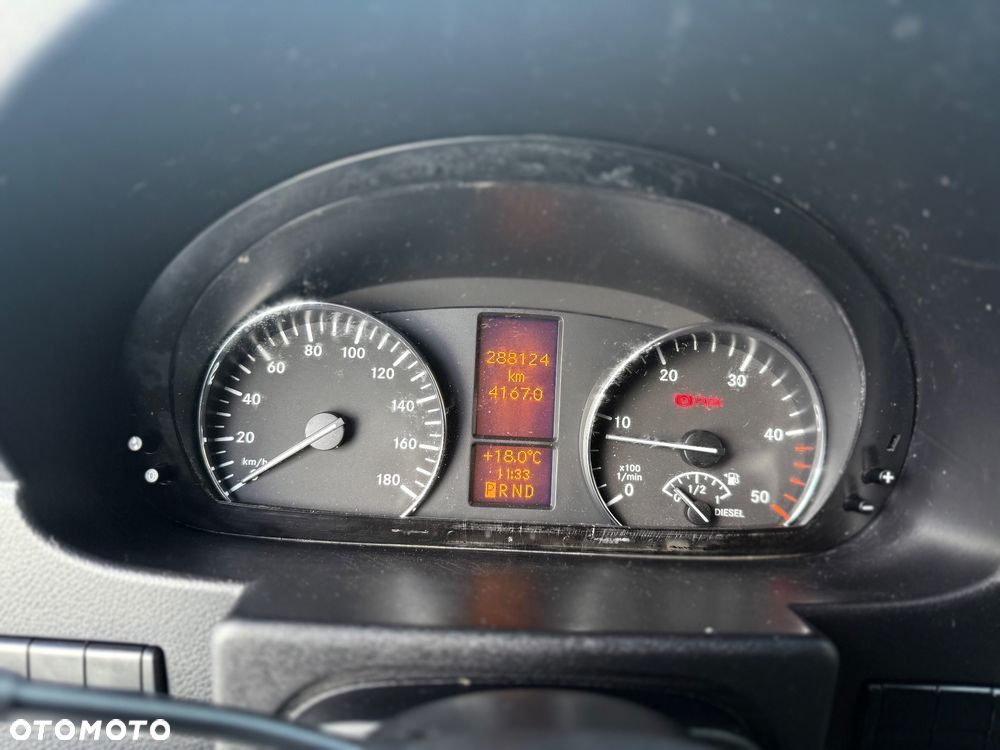Mercedes-Benz SPRINTER - 25