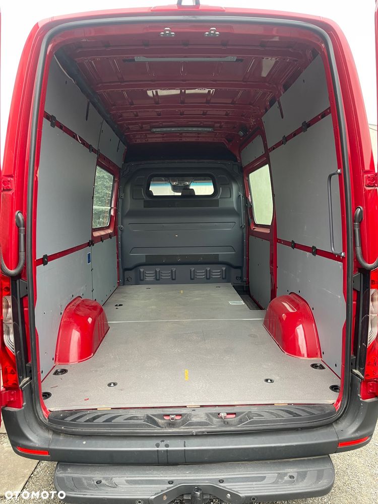 Mercedes-Benz Sprinter - 5