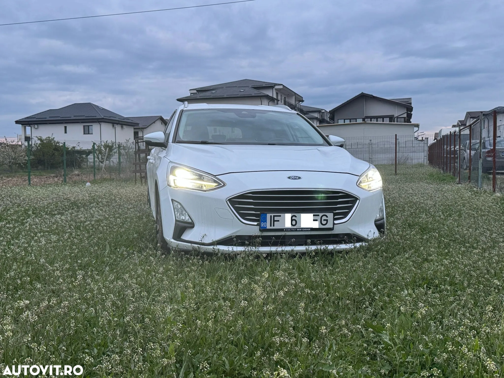Ford Focus 1.5 Ecoboost ST-Line - 13