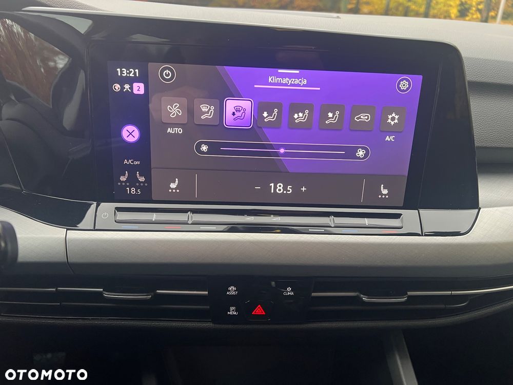 Volkswagen Golf - 22