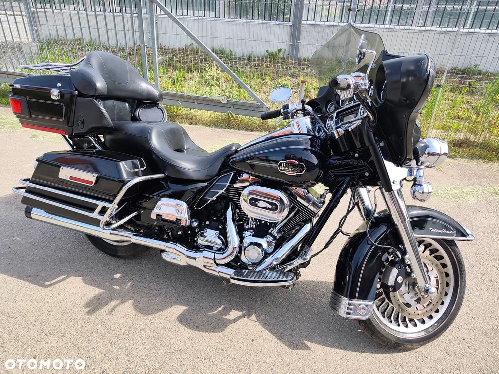 Harley-Davidson FLHTCU Ultra - 22