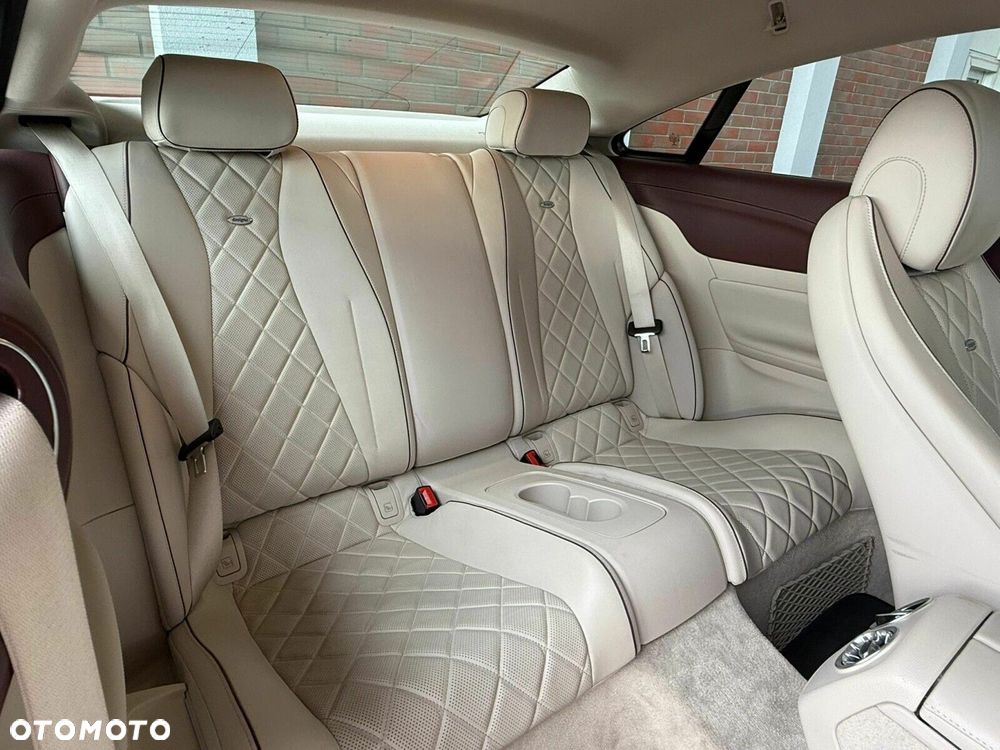 Mercedes-Benz Klasa E - 12