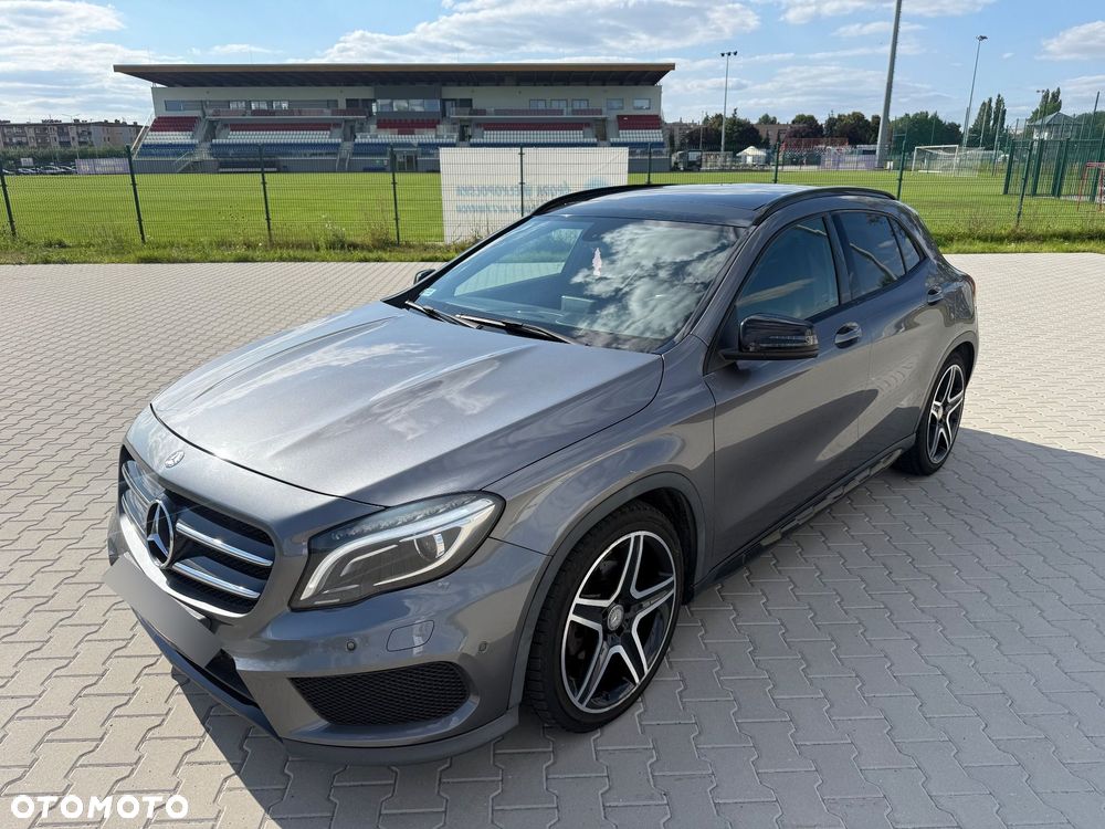 Mercedes-Benz GLA 200 7G-DCT AMG Line - 5