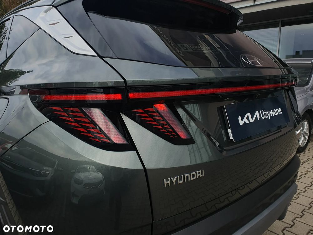 Hyundai Tucson 1.6 T-GDi HEV Executive 2WD - 13