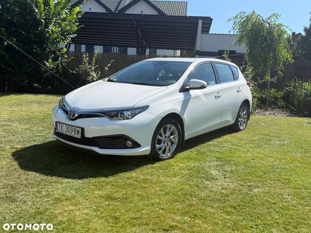 Toyota Auris 1.6 Classic Plus - 2