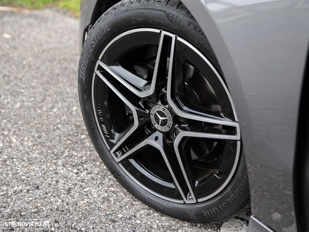 Mercedes-Benz CLA 180 d 8G-DCT AMG Line - 3