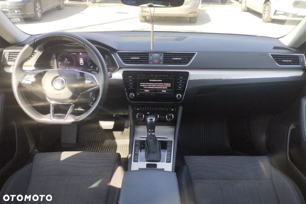 Skoda Superb 2.0 TSI Style DSG - 8