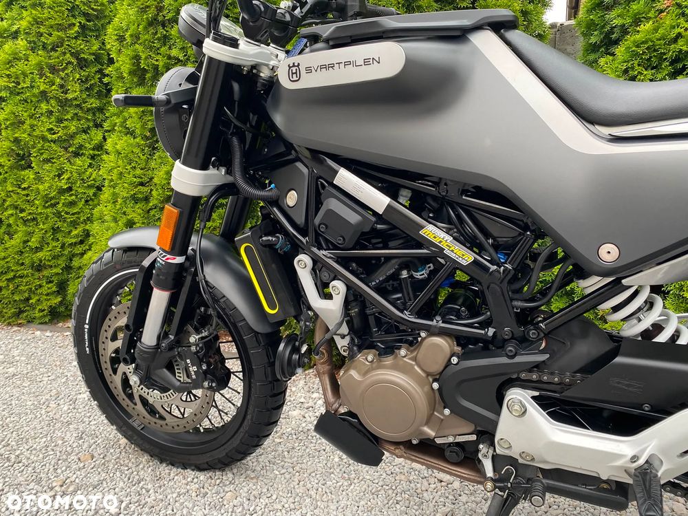 Husqvarna Svartpilen - 24