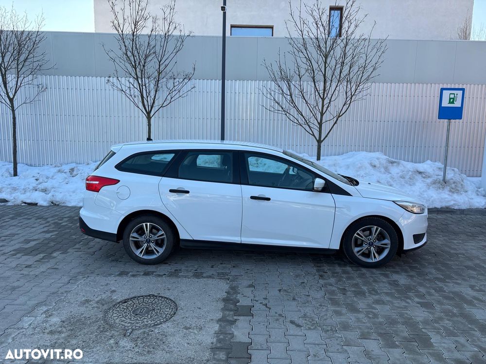 Ford Focus 1.0 EcoBoost Start-Stopp-System - 3
