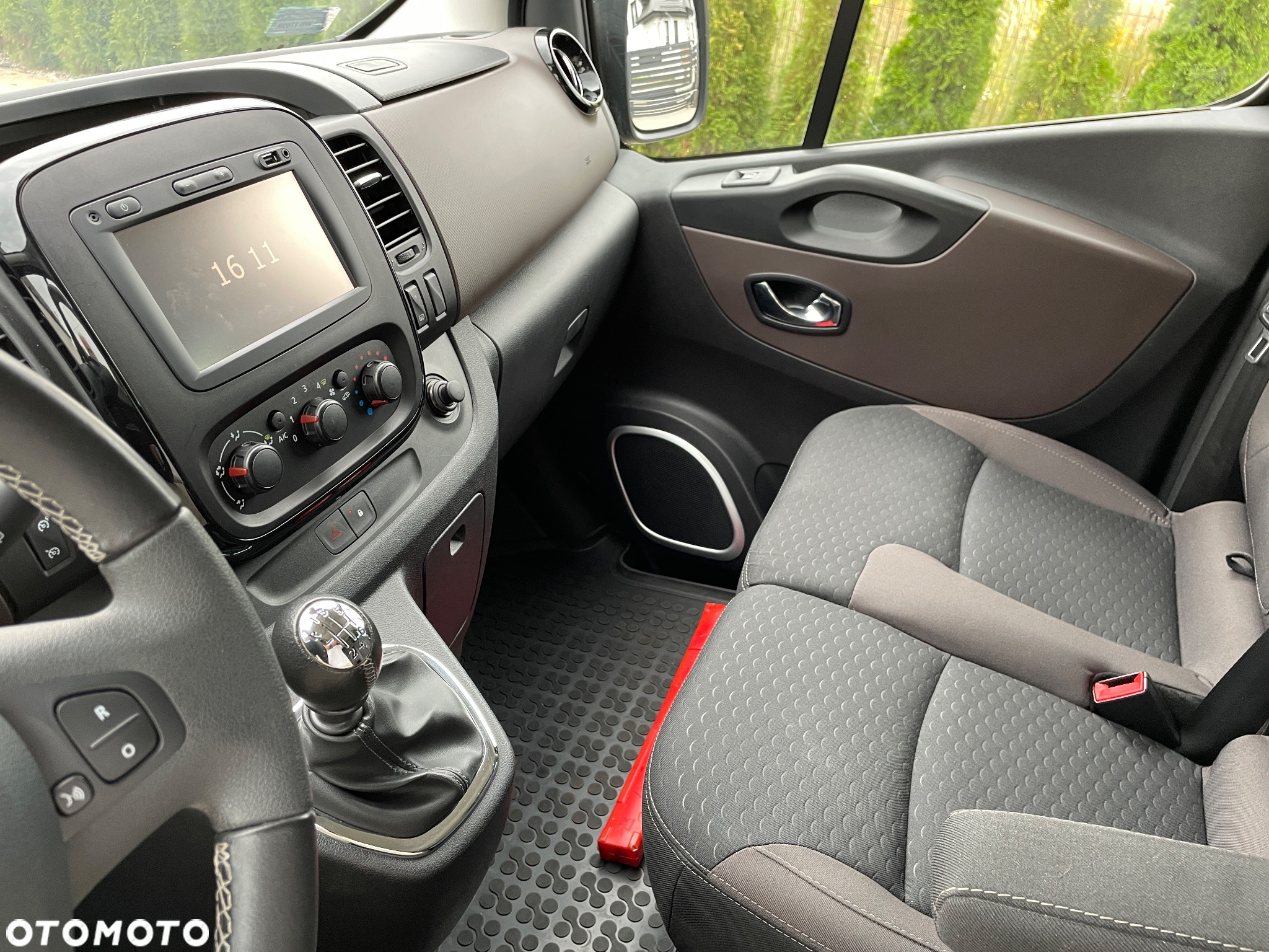 Renault Trafic - 17