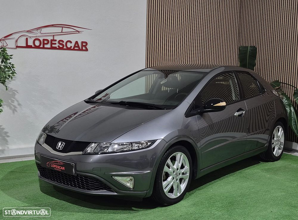 Honda Civic 1.8 Elegance - 1
