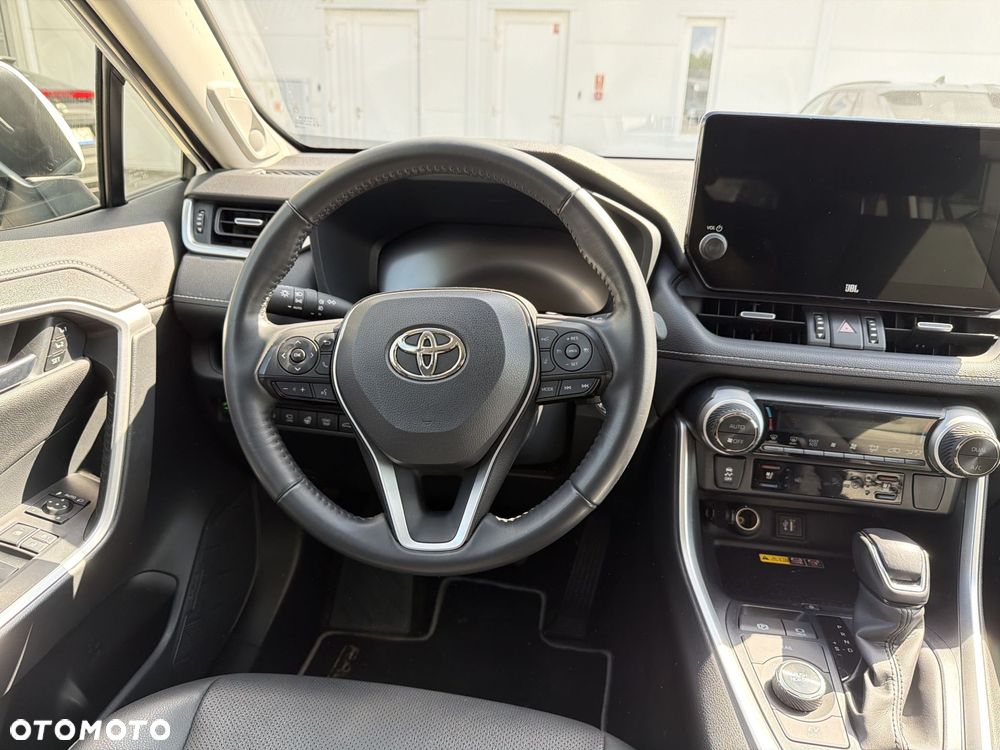 Toyota RAV4 - 13