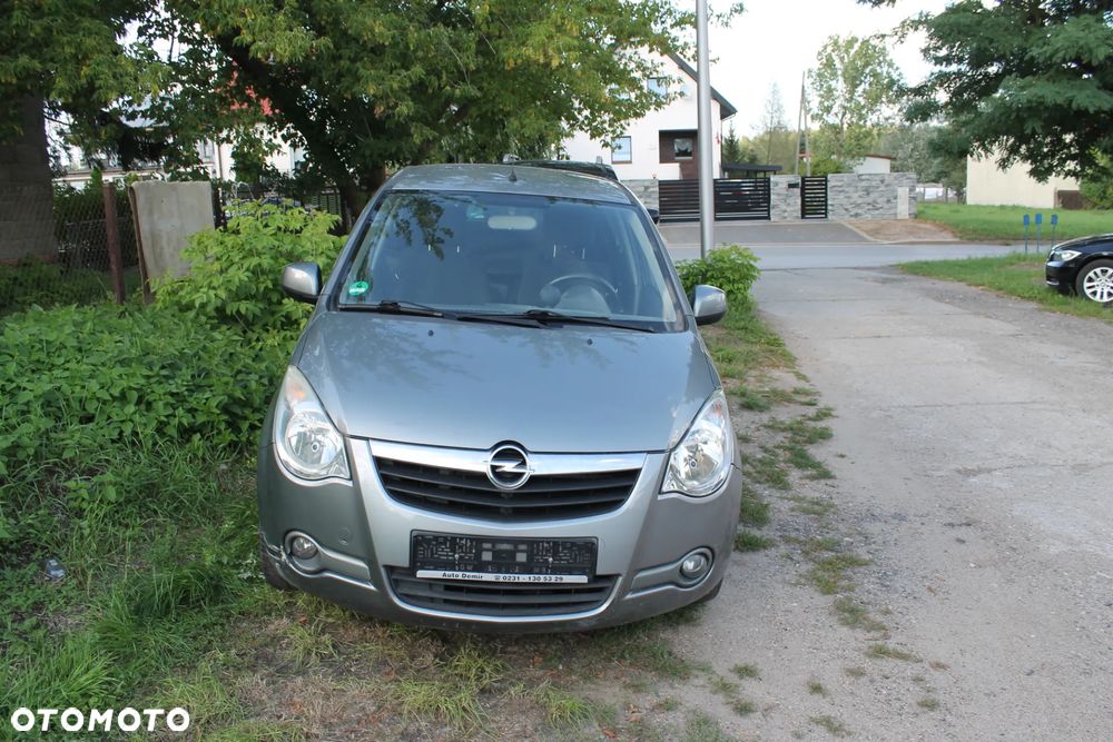 Opel Agila 1.0 - 8